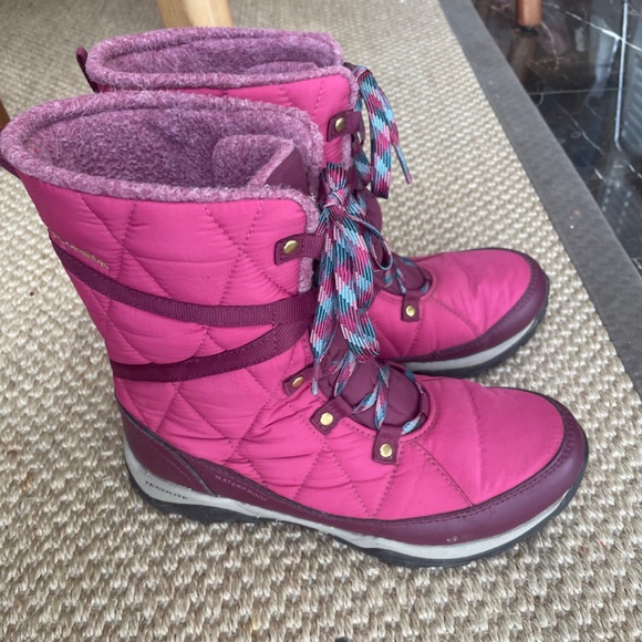 Columbia Omni Heat Snow Boots - Picture 2 of 4